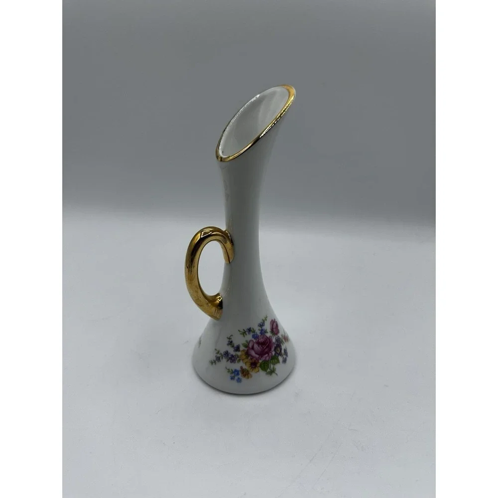 Porcelanas Guillen Madrid Porcelain Bud Vase‎ White Floral Gold Handle Spain